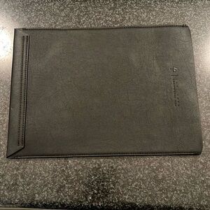 HP Leather Laptop Sleeve